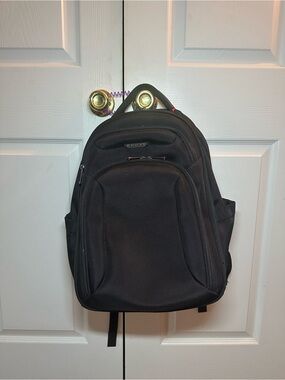 SAMSONITE - Black Air channel System Laptop Padded Backpack